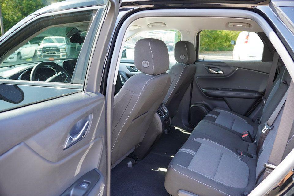 used 2025 Chevrolet Blazer car, priced at $28,618