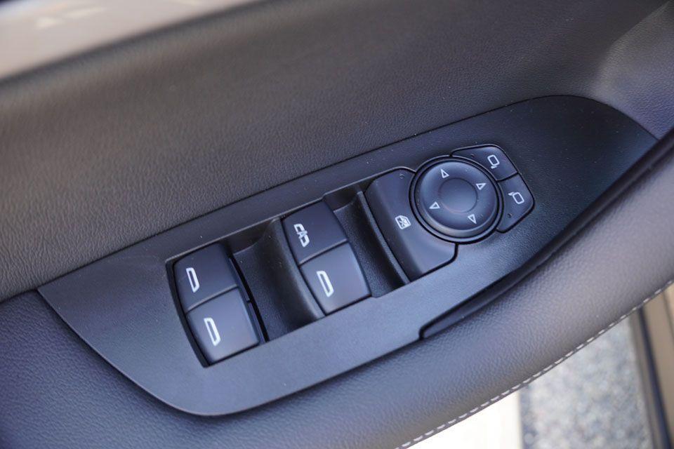 used 2025 Chevrolet Blazer car, priced at $28,618