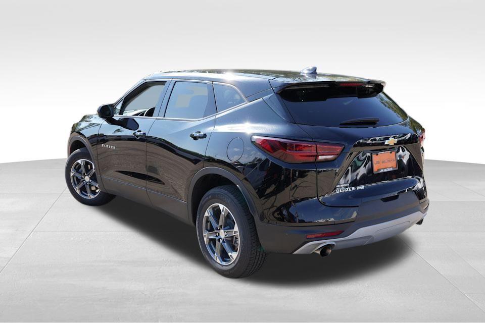used 2025 Chevrolet Blazer car, priced at $28,618