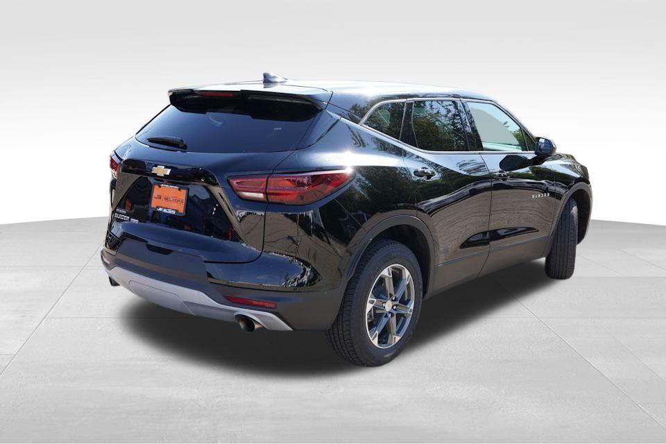 used 2025 Chevrolet Blazer car, priced at $28,618
