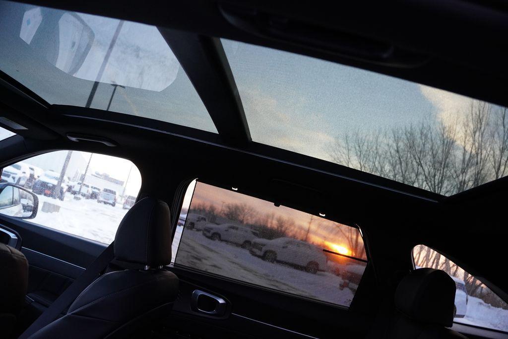 new 2026 Kia Sorento Hybrid car, priced at $43,549