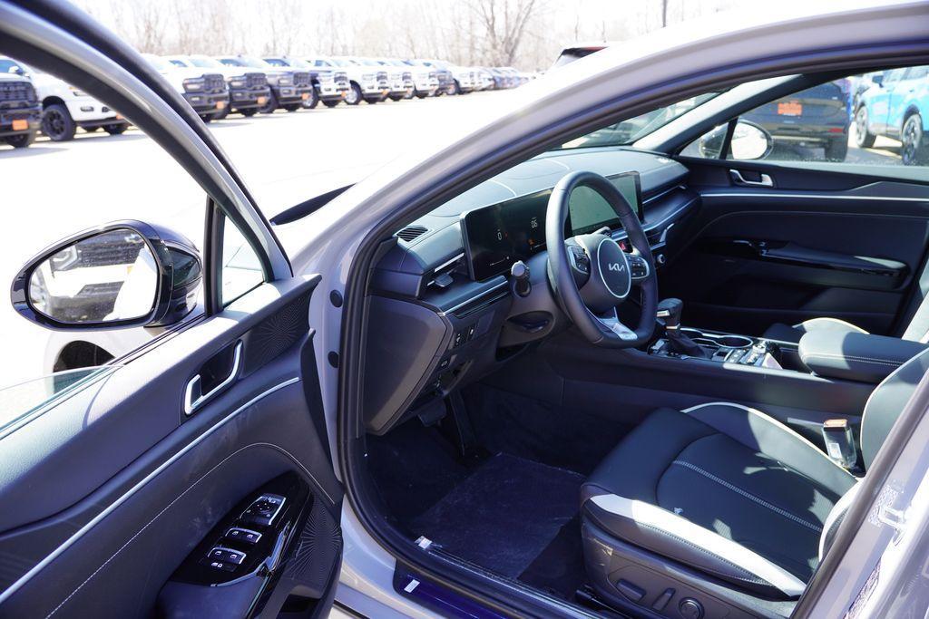 new 2026 Kia K5 car, priced at $30,372