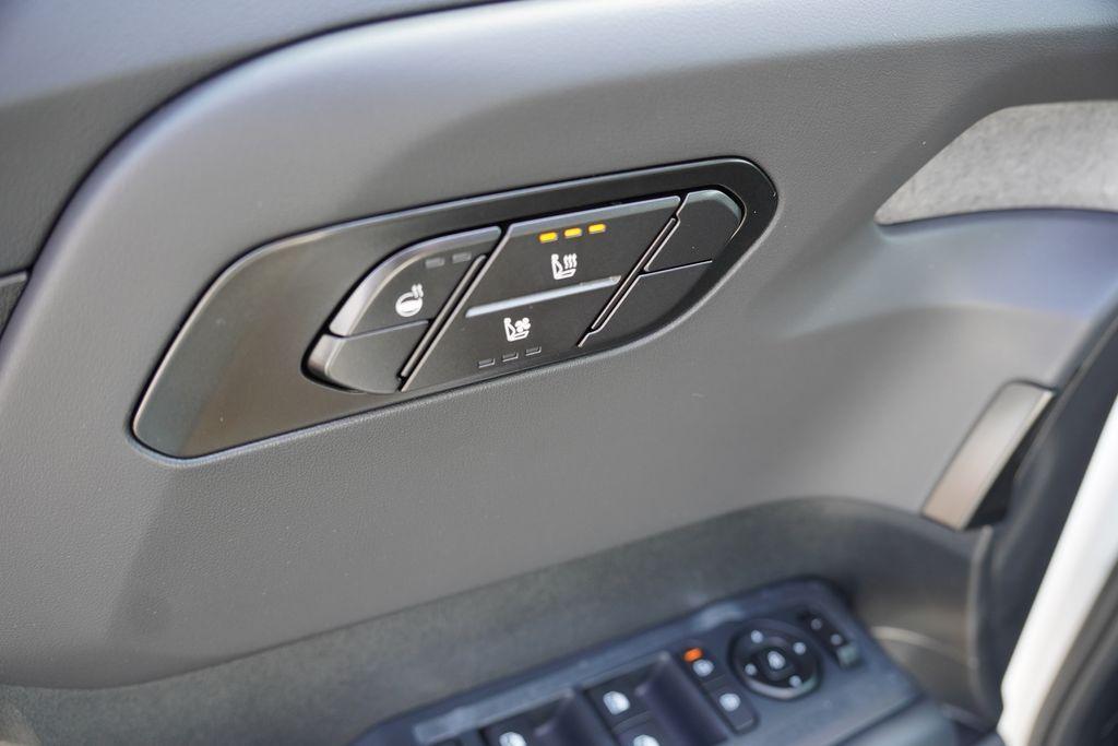 new 2027 Kia Telluride car, priced at $48,203