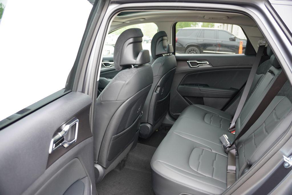 new 2026 Kia Sportage Hybrid car, priced at $38,008