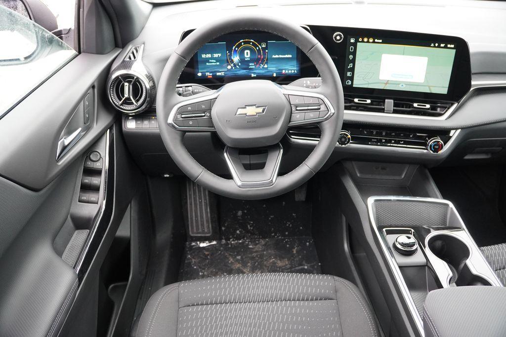 new 2026 Chevrolet Equinox car, priced at $30,395