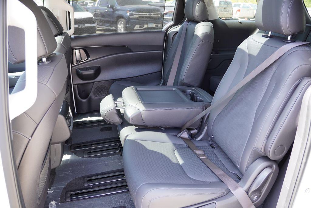 new 2026 Kia Carnival car, priced at $47,529