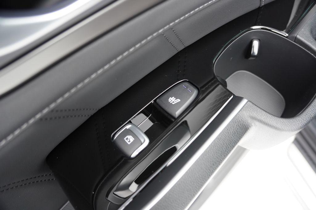 new 2026 Kia Sorento Hybrid car, priced at $43,549