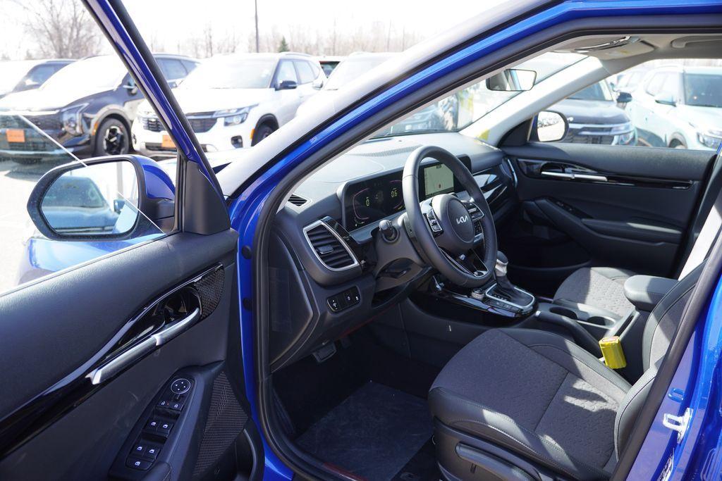 new 2026 Kia Seltos car, priced at $24,956