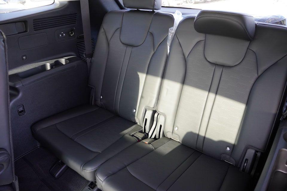 new 2026 Kia Sorento car, priced at $38,760