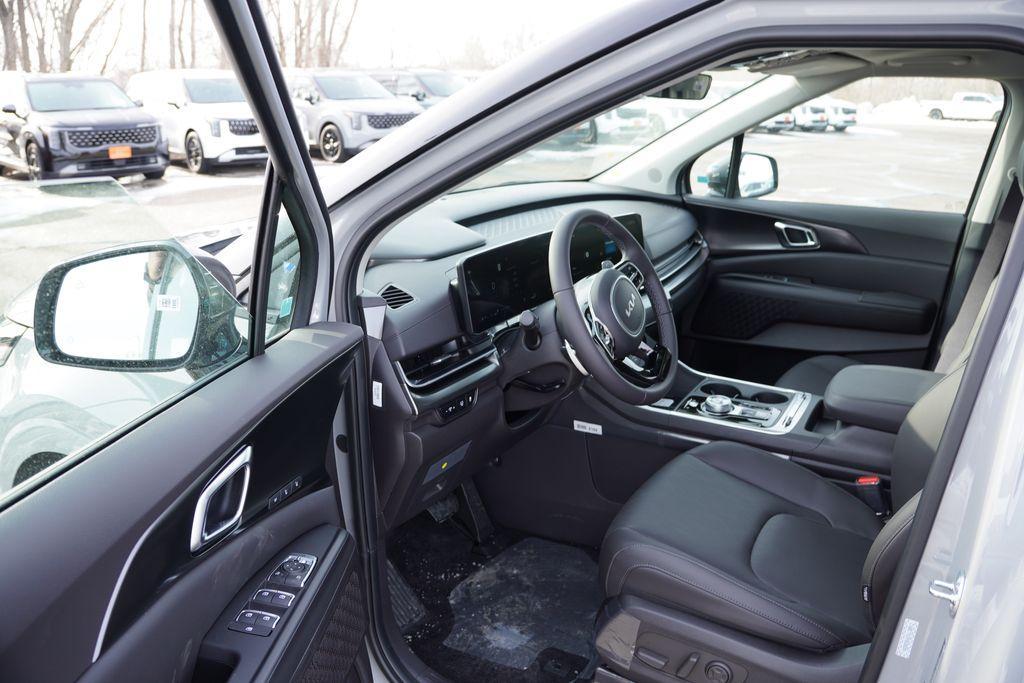 new 2026 Kia Carnival Hybrid car, priced at $46,426