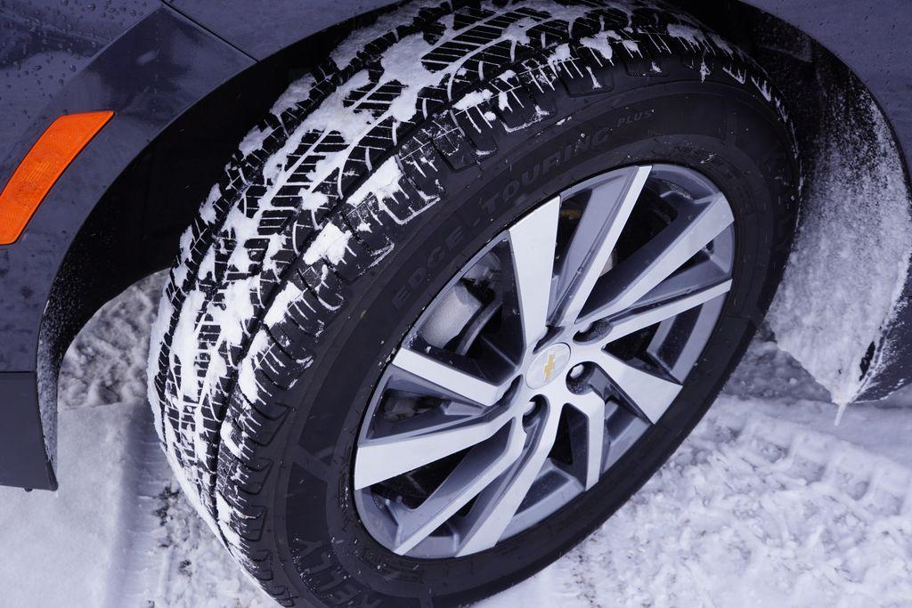 used 2022 Chevrolet Equinox car, priced at $17,996