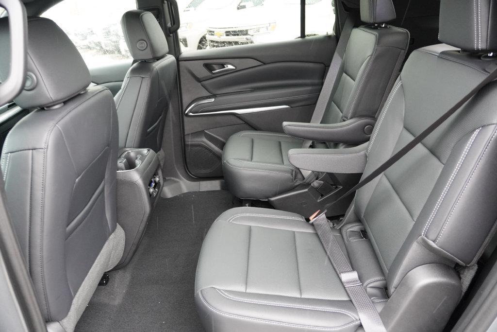 new 2027 Chevrolet Traverse car, priced at $44,093