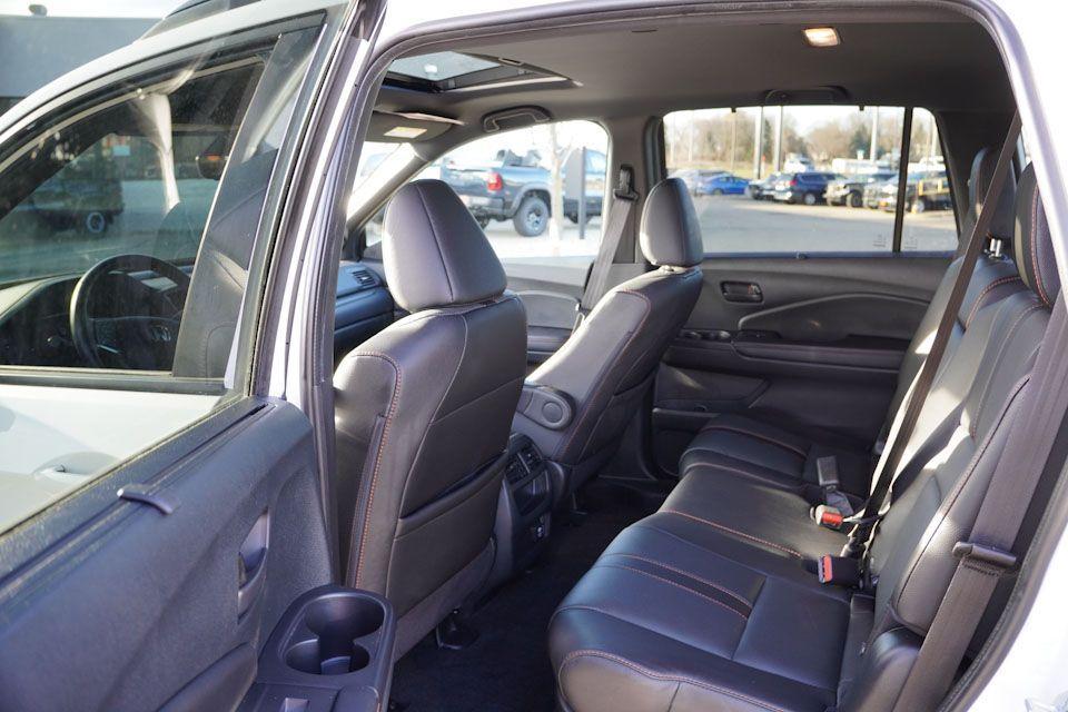 used 2022 Honda Passport car, priced at $31,782