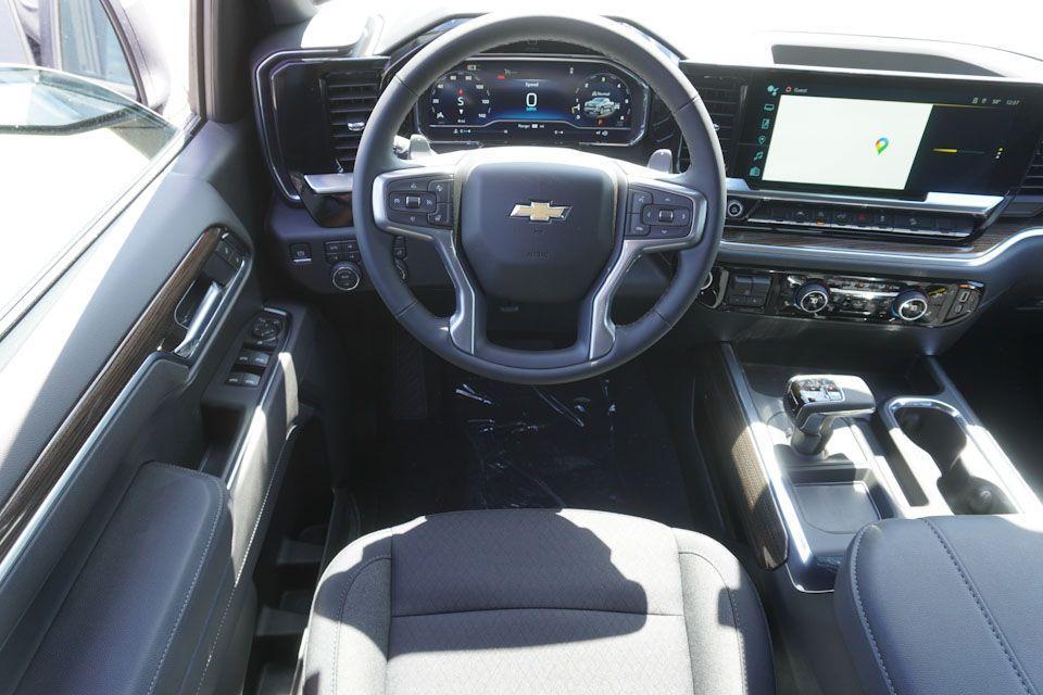 new 2025 Chevrolet Silverado 1500 car, priced at $47,110