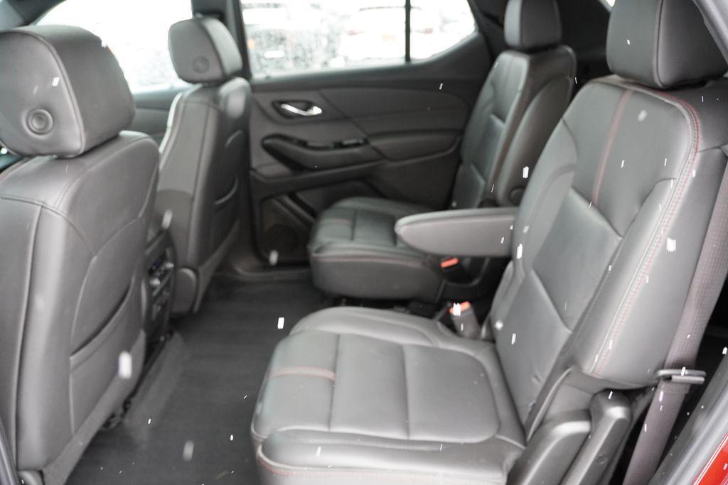 used 2023 Chevrolet Traverse car