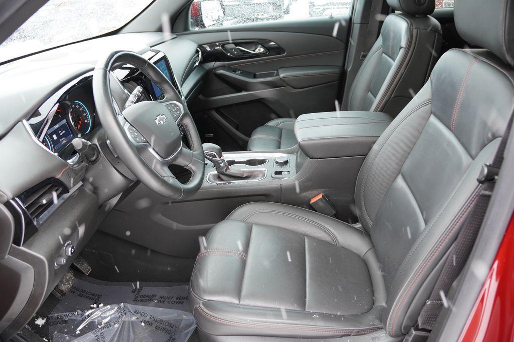 used 2023 Chevrolet Traverse car