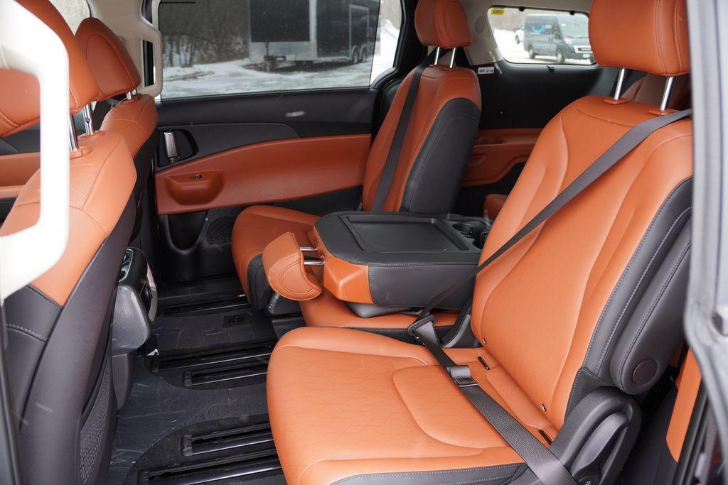 new 2026 Kia Carnival car, priced at $38,947