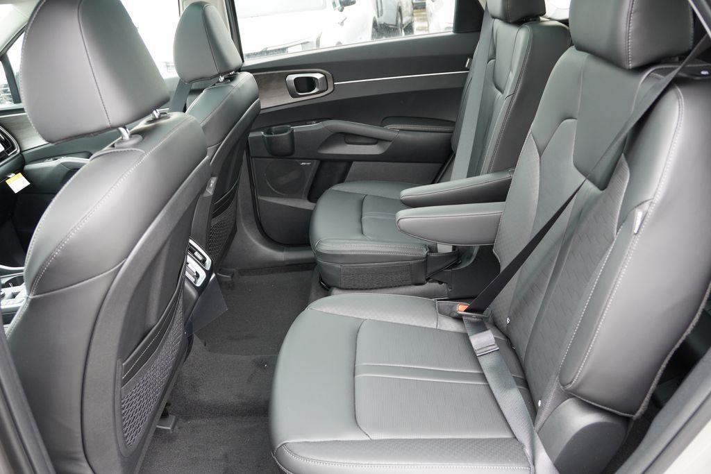 new 2026 Kia Sorento car, priced at $39,424