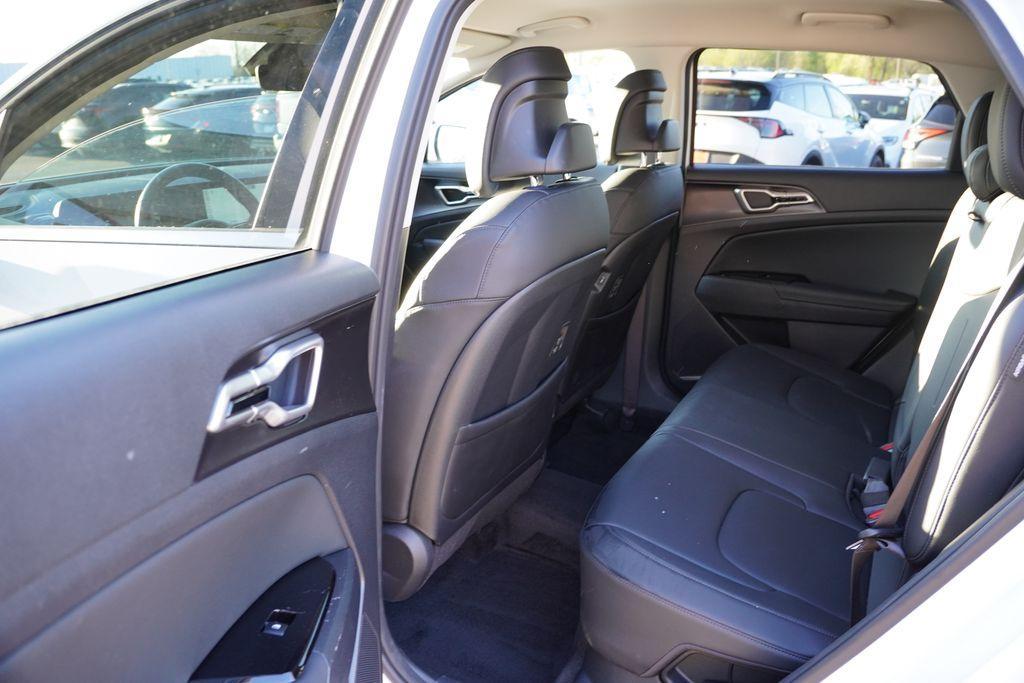 used 2025 Kia Sportage Hybrid car, priced at $30,422