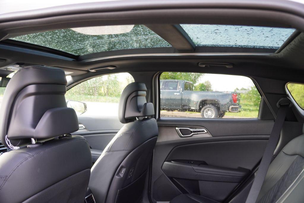 new 2026 Kia Sportage car, priced at $31,835