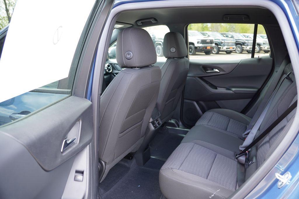 new 2026 Chevrolet Equinox car, priced at $30,022