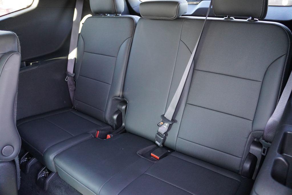 used 2025 Buick Enclave car, priced at $35,287