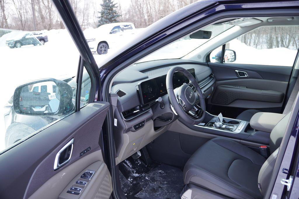 new 2026 Kia Carnival Hybrid car, priced at $41,296