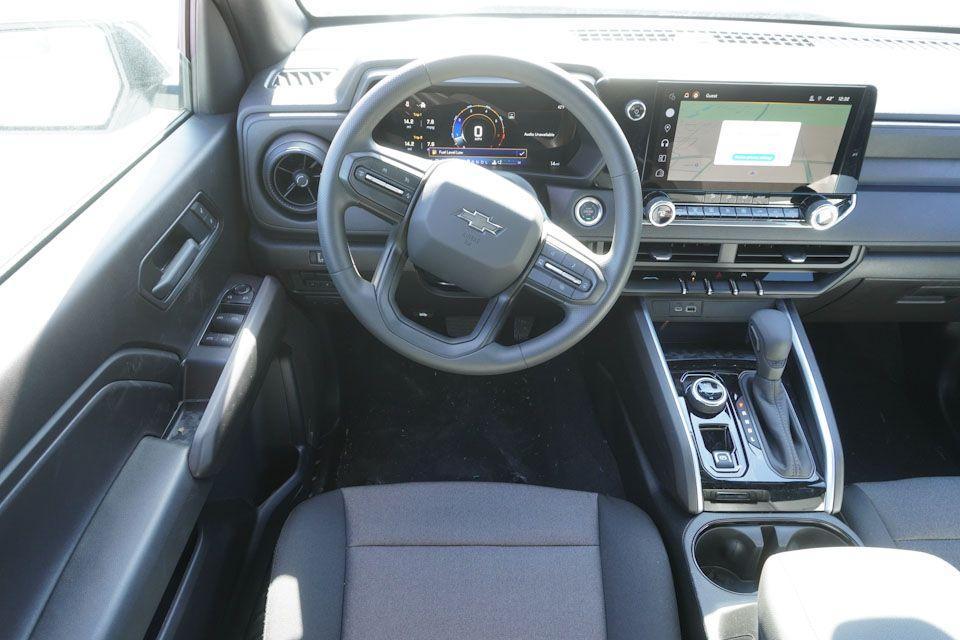 new 2025 Chevrolet Colorado car, priced at $39,990