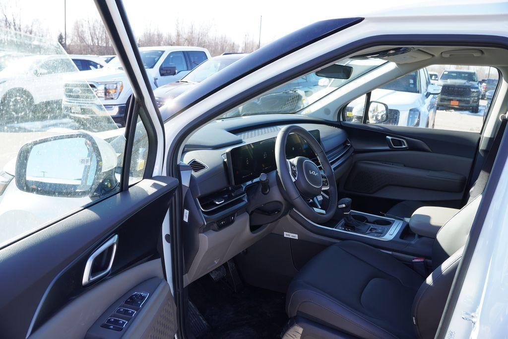 new 2026 Kia Carnival car, priced at $36,810