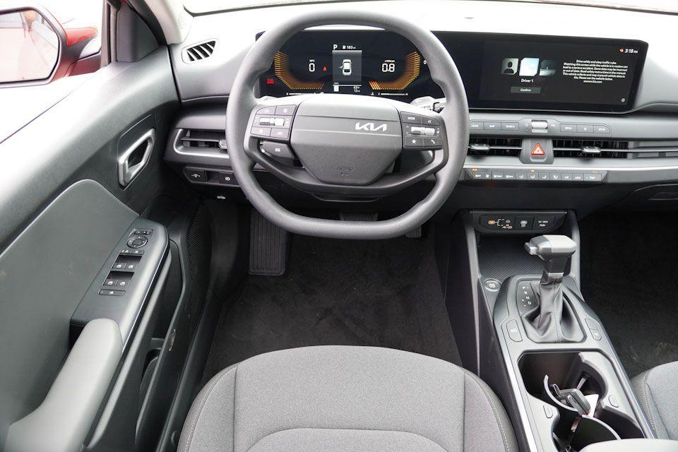 new 2025 Kia K4 car, priced at $21,604