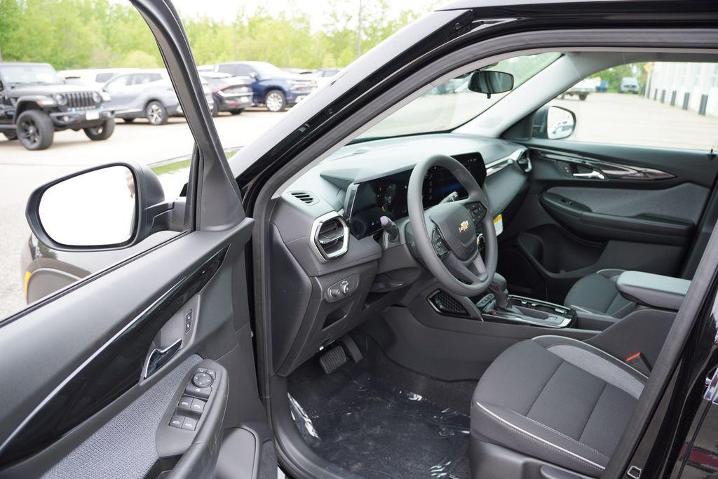 new 2026 Chevrolet TrailBlazer car, priced at $23,837