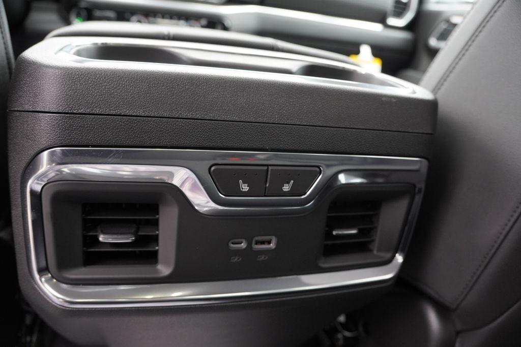 new 2026 Chevrolet Silverado 3500 car, priced at $75,207