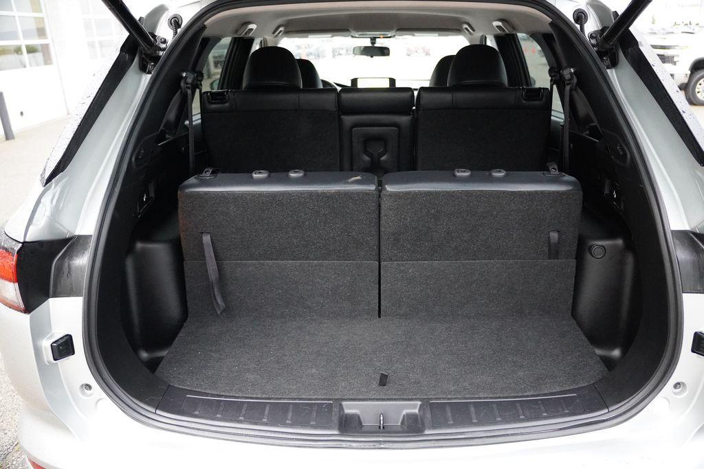 used 2024 Mitsubishi Outlander car, priced at $21,529
