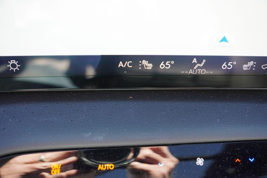 used 2025 Buick Enclave car, priced at $49,489