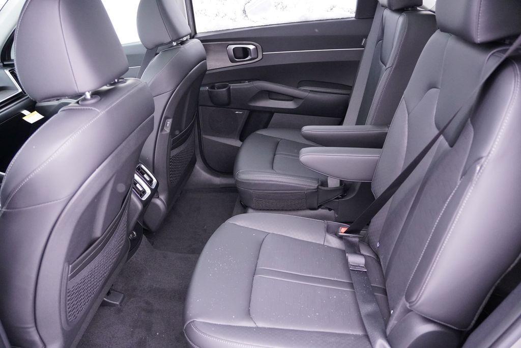 new 2026 Kia Sorento car, priced at $38,956