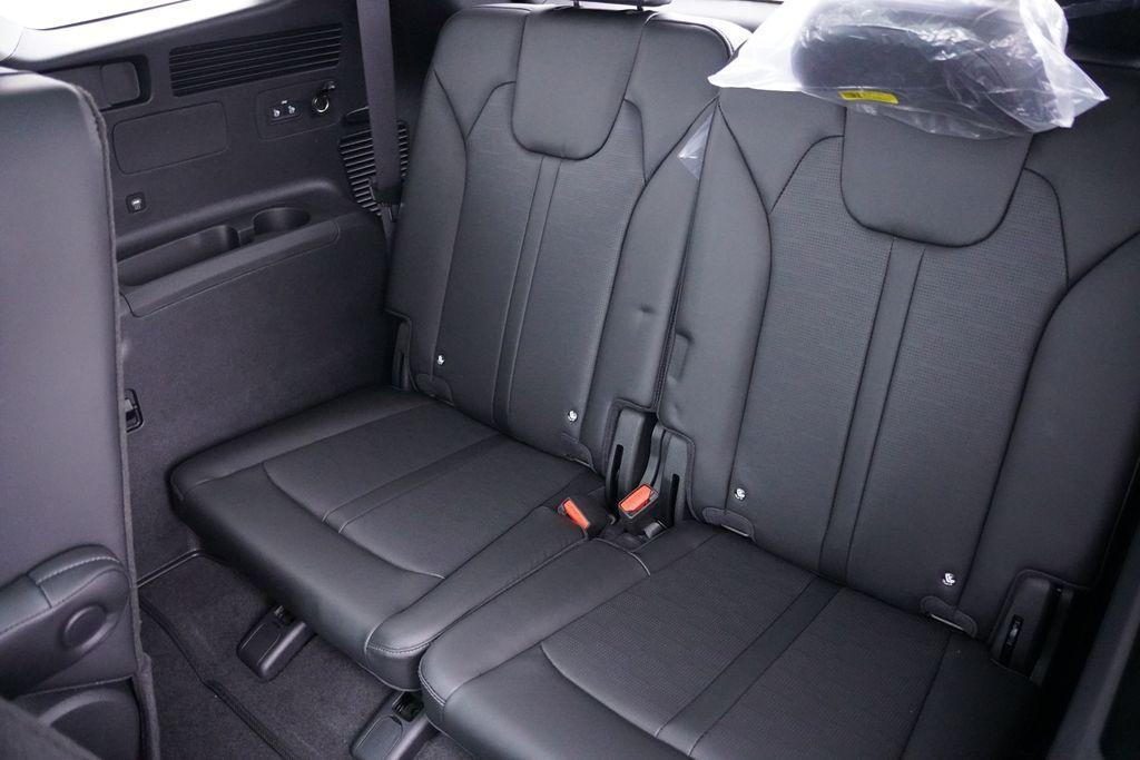 new 2026 Kia Sorento car, priced at $38,956