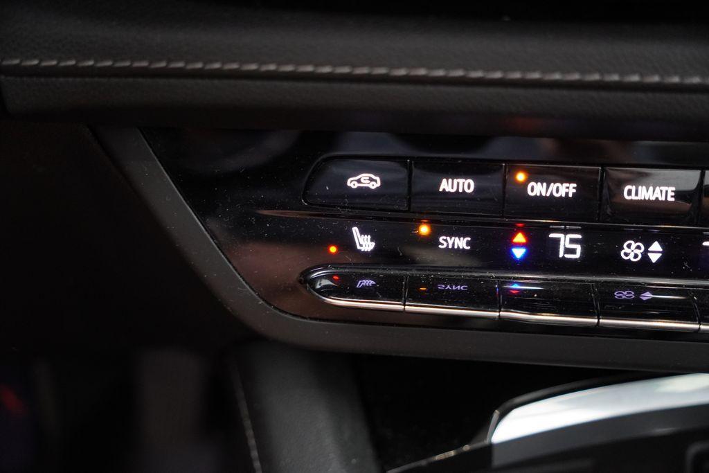 used 2021 Buick Envision car, priced at $25,686