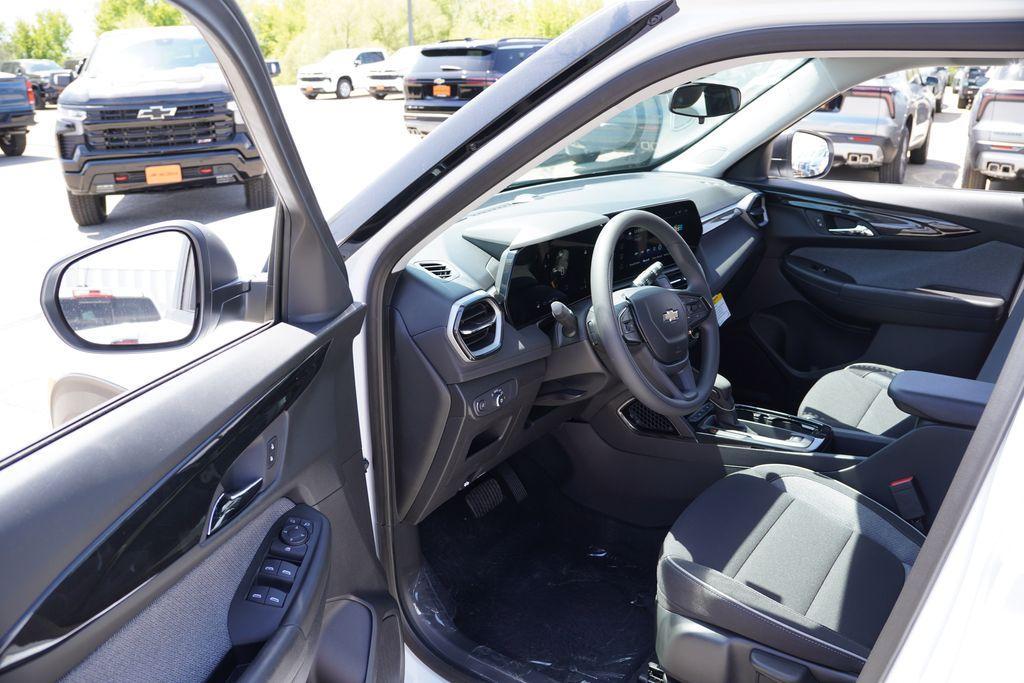 new 2026 Chevrolet TrailBlazer car, priced at $23,837