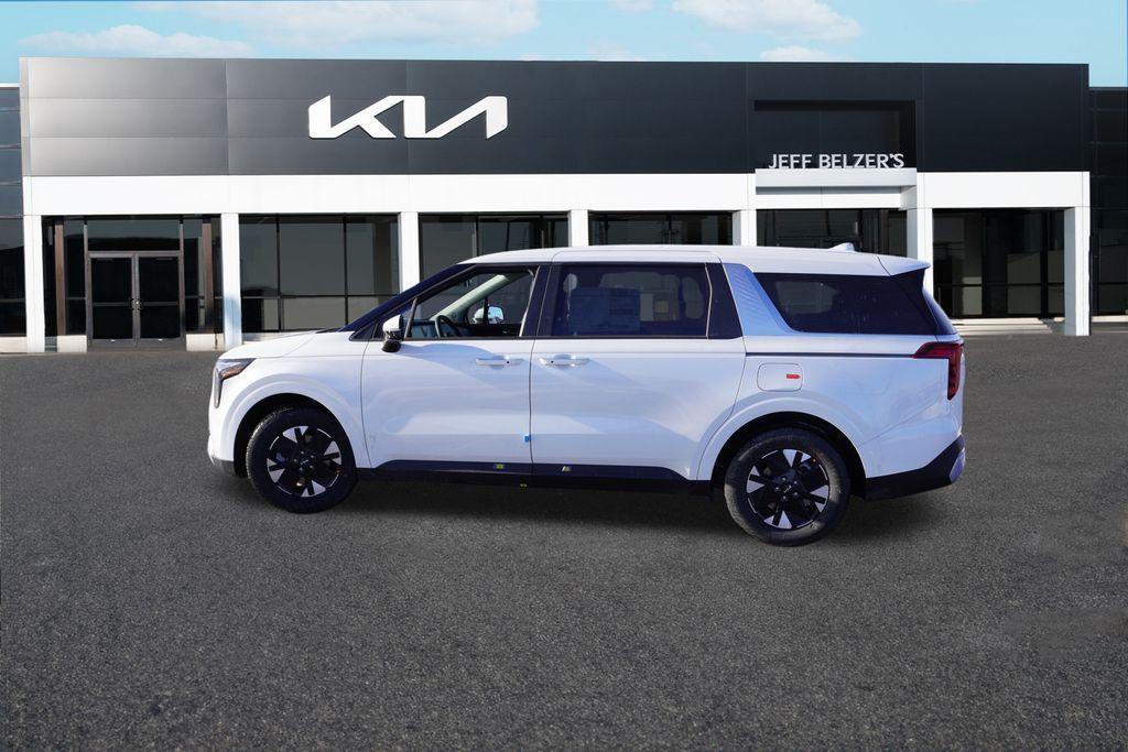 new 2026 Kia Carnival Hybrid car, priced at $39,634