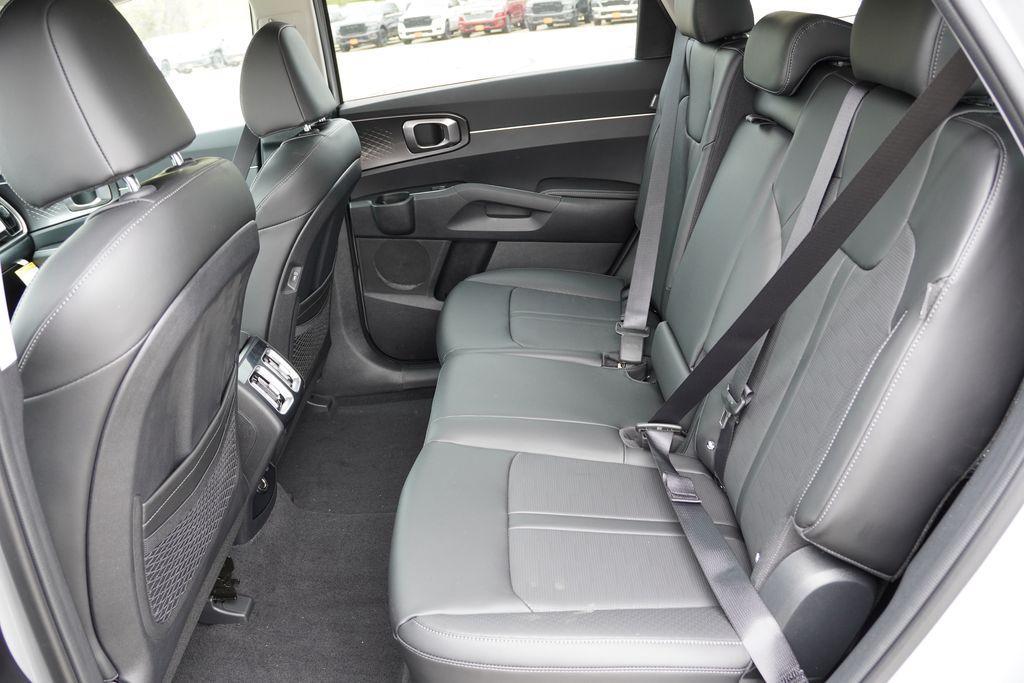 new 2026 Kia Sorento car, priced at $37,031