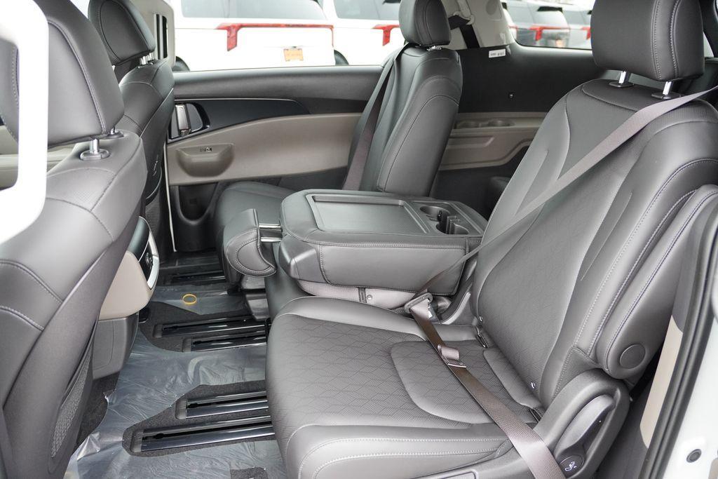 new 2026 Kia Carnival car, priced at $37,310