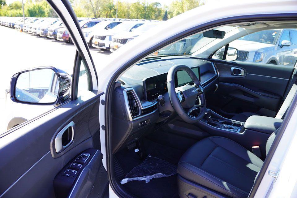 new 2026 Kia Sorento car, priced at $38,408