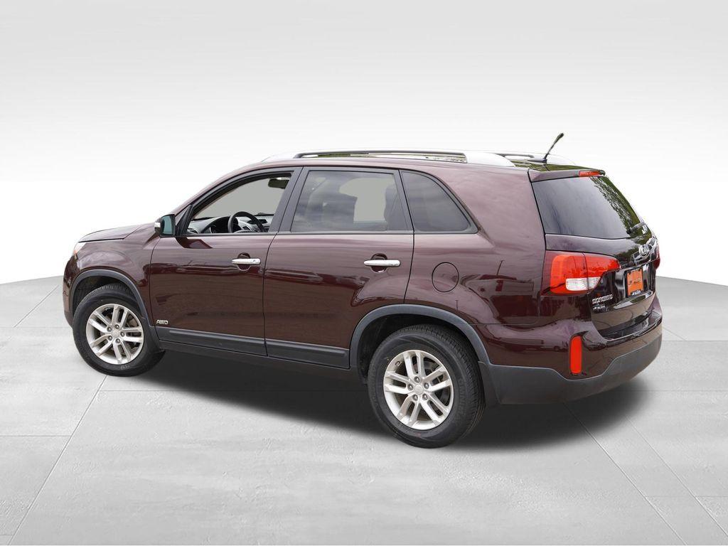 used 2015 Kia Sorento car, priced at $9,988