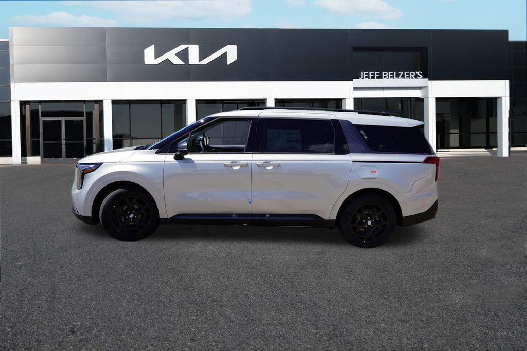 new 2026 Kia Carnival Hybrid car, priced at $46,350