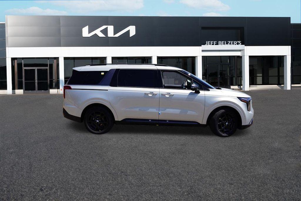 new 2026 Kia Carnival Hybrid car, priced at $46,350