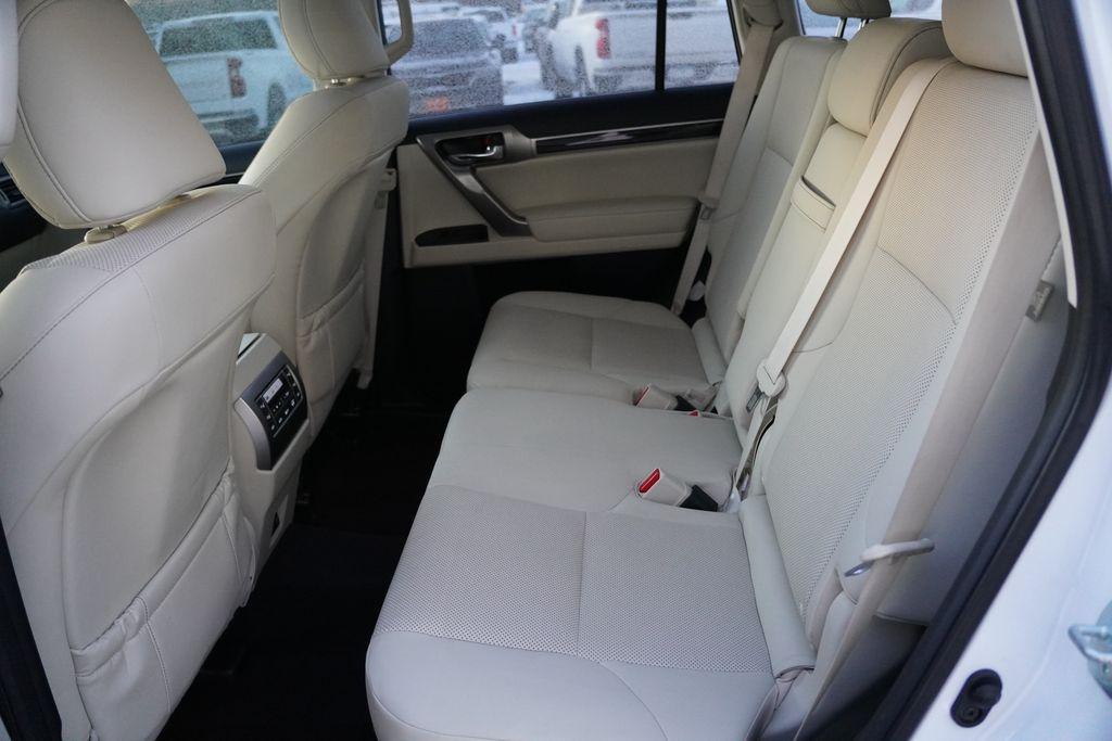 used 2020 Lexus GX 460 car, priced at $36,987