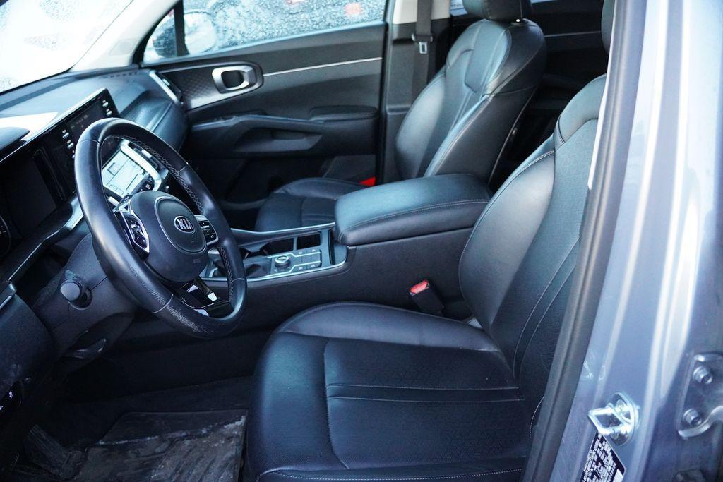 used 2021 Kia Sorento car, priced at $19,987