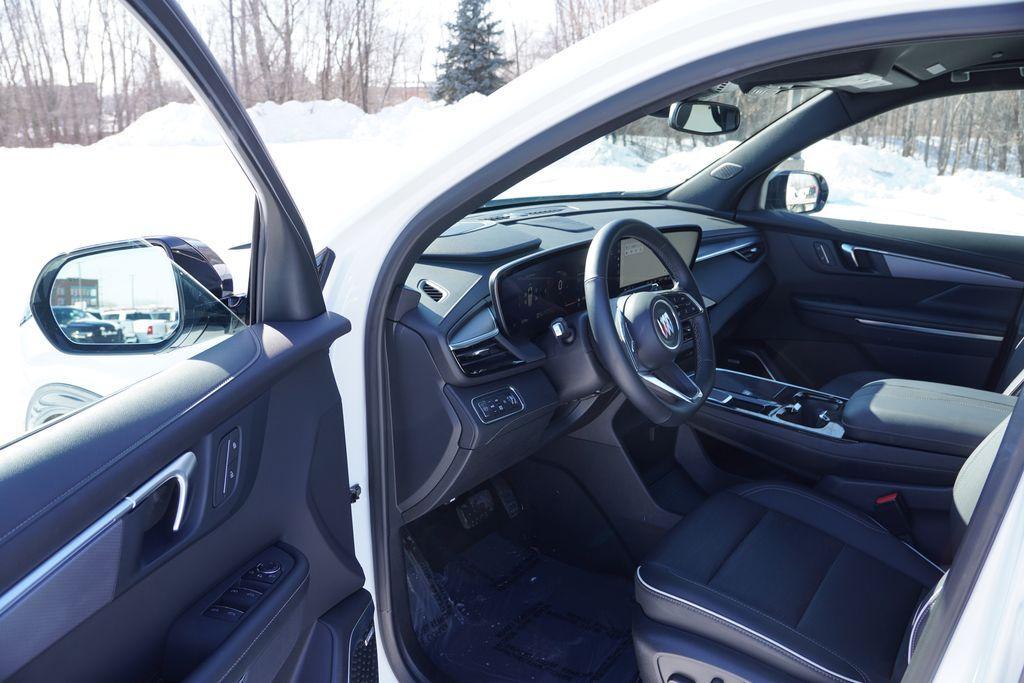 used 2025 Buick Enclave car, priced at $39,593