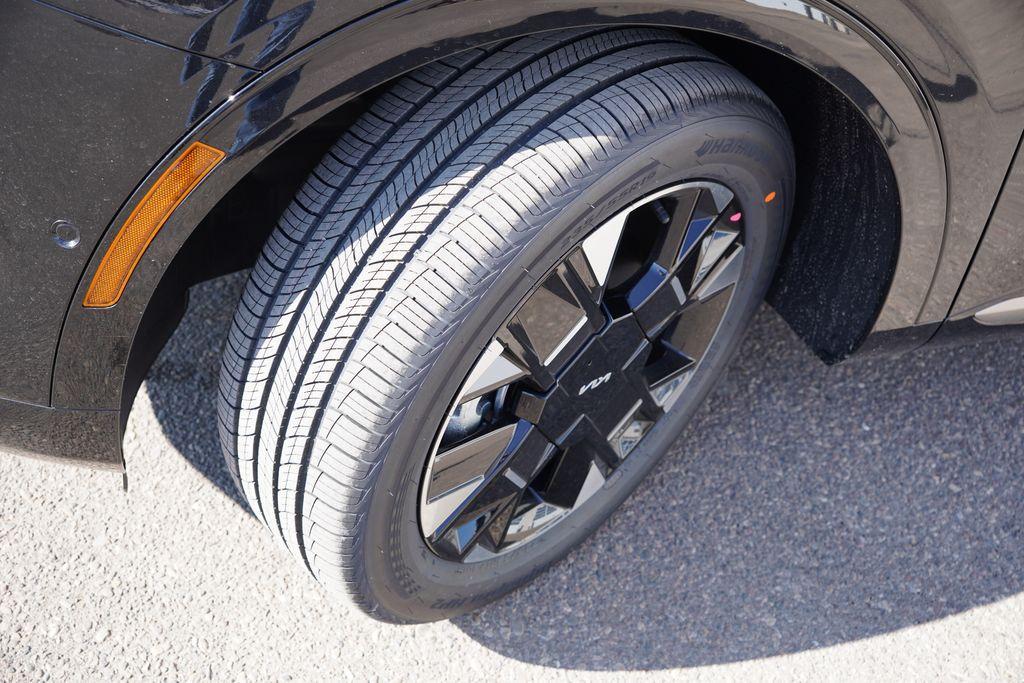 new 2026 Kia Sportage Hybrid car, priced at $37,377