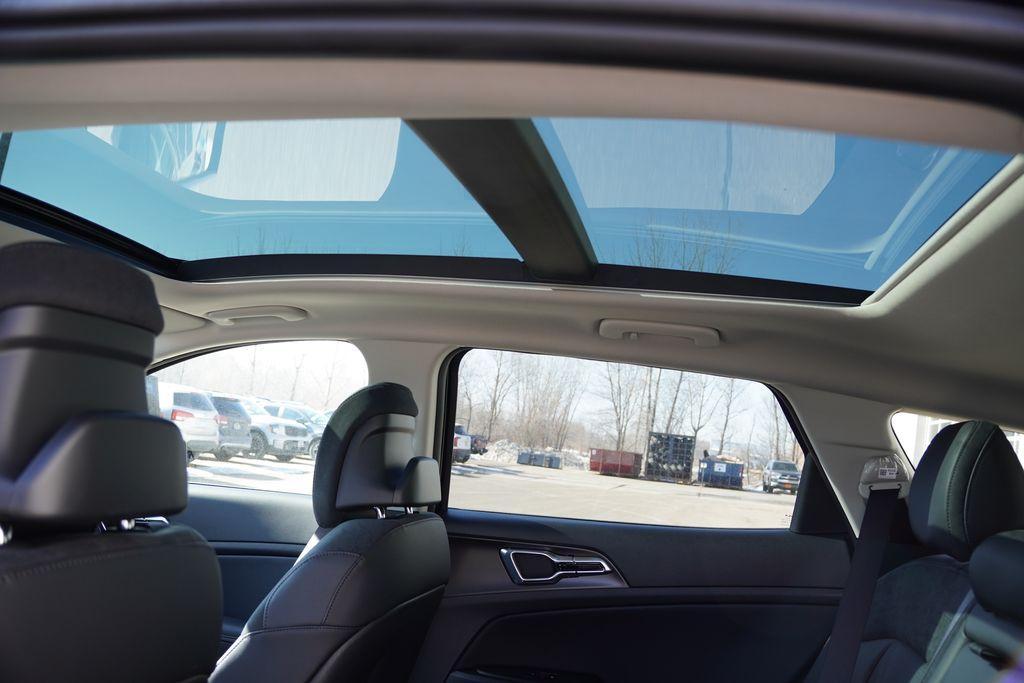 new 2026 Kia Sportage Hybrid car, priced at $37,377